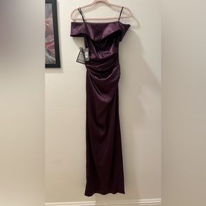 Beautiful elegant Strapless dress, soft fabric, With beautiful ruffling